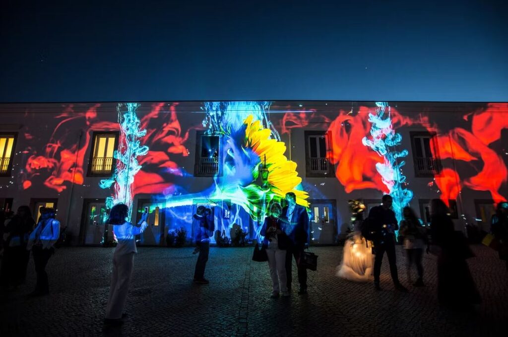 Lumina, lightshow, art, design, cascais, sculptural design, projectors, videos, free